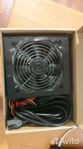 Блок питания Gigabyte 400W (GZ-EBS40N-C3) Блок питания Gigabyte 400W (GZ-EBS40N-C3)