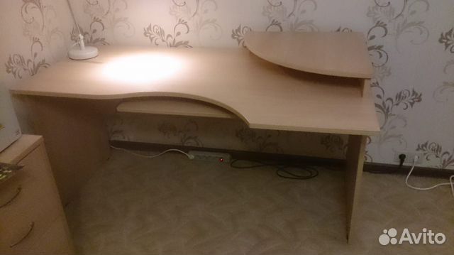 Компьютерный стол