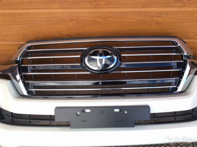 Эмблема Land Cruiser 200 2019 Эмблема Land Cruiser 200 2019