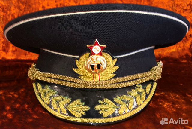 Фуражка повседневная адмиральская. 1971 год Фуражка повседневная адмиральская. 1971 год