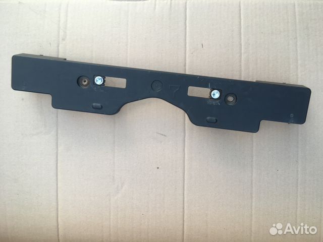 Toyota Land Cruiser 200 площадка номерного знака Toyota Land Cruiser 200 площадка номерного знака