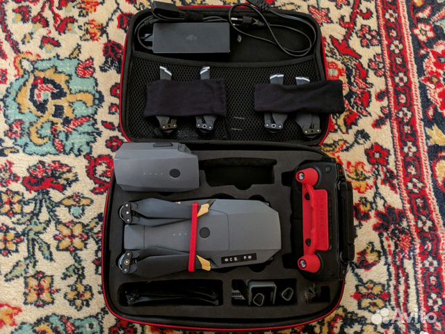 Квадрокоптер DJI Mavic Pro
