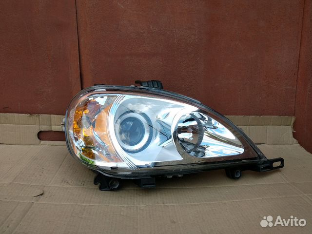 Фара Mercedes ML W163 правая оригинал