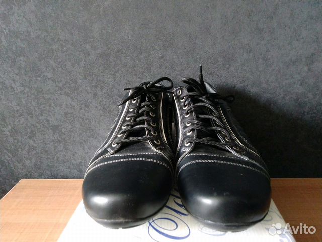 Спортивные кожаные туфли 46-48 размер