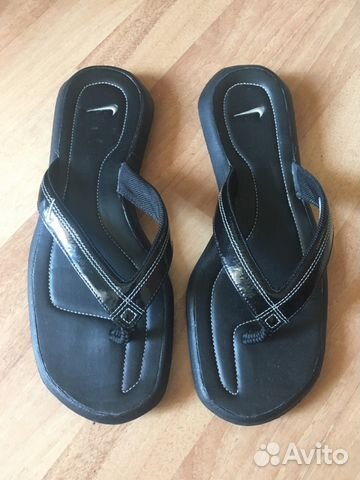 Сланцы, шлепки Nike