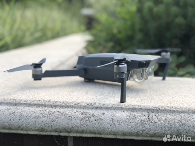 Квадрокоптер DJI mavic pro