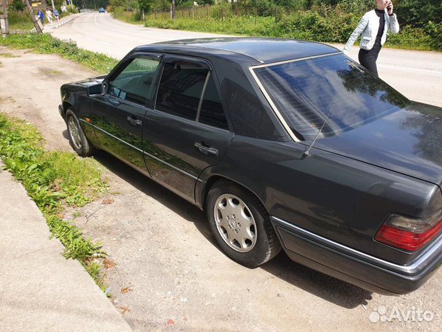 Mercedes-Benz E-класс 3.2 AT, 1993, 273 211 км