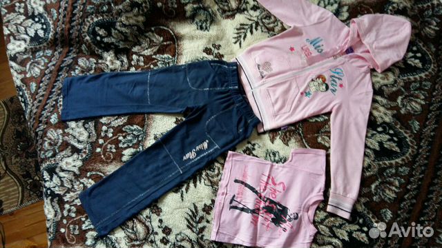 Костюм спортивный на 7-8лет (+в подарок розовая фу