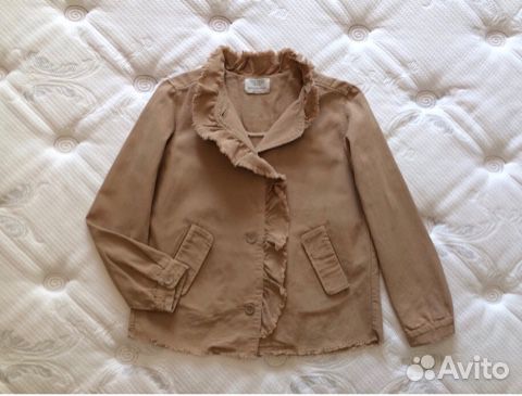 Zara beautiful бежевая куртка, плотный хлопок Zara beautiful бежевая куртка, плотный хлопок