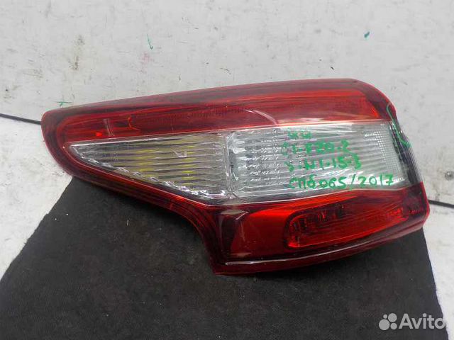 Фонарь задний левый наружный на Nissan Qashqai