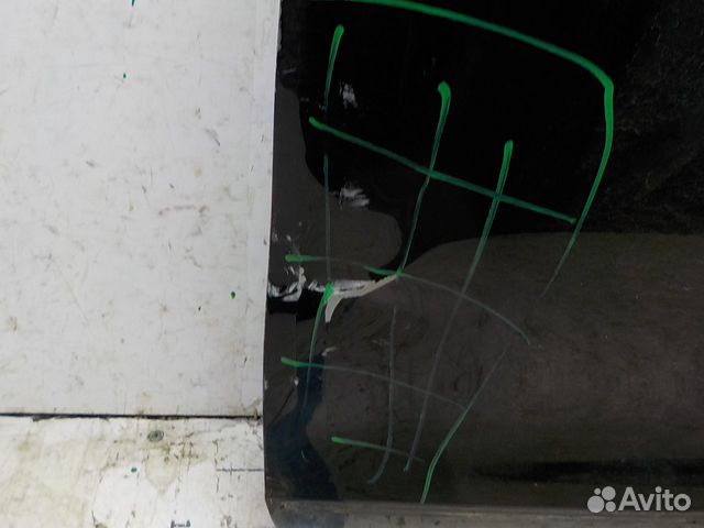 Дверь передняя левая на Volkswagen Jetta