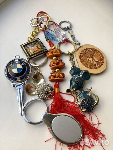 Красивые брелочки в ассортименте