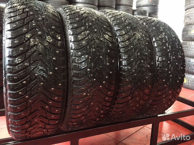 R16 205/60 Nokian Hakkapeliitta 8 как новые