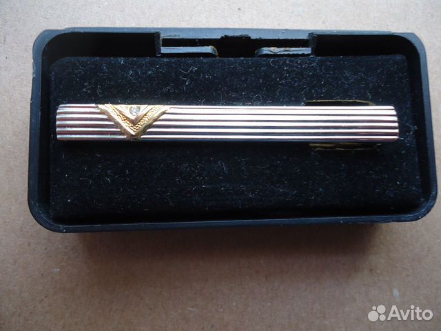 Зажим для галстука с позолоченными элементами