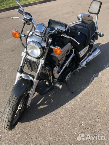 Продам yamaha vmax 2002 год Продам yamaha vmax 2002 год
