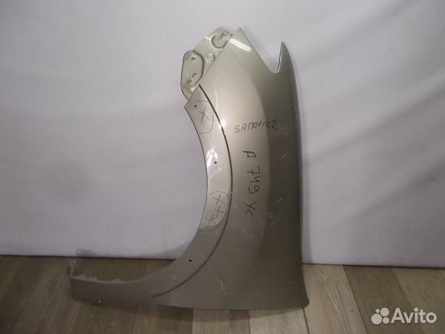 Крыло переднее левое бу Renault Sandero Stepway 2 Крыло переднее левое бу Renault Sandero Stepway 2