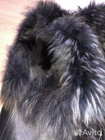 Жилет меховой чернобурка, натуральная кожа Жилет меховой чернобурка, натуральная кожа