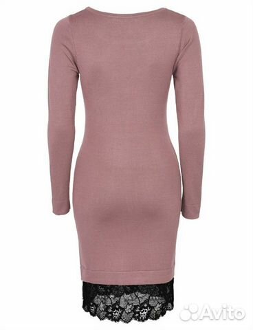 Платье с кружевом