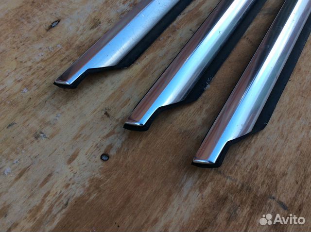 Молдинг задний левый двери Mercedes w221 S 221 Молдинг задний левый двери Mercedes w221 S 221