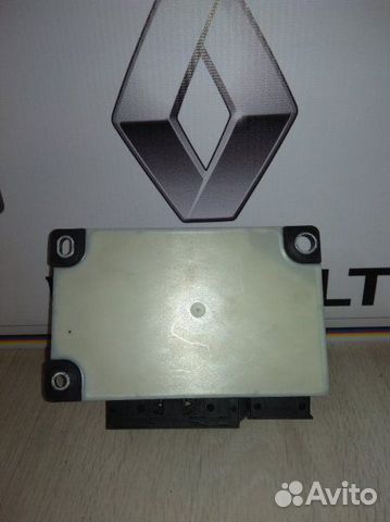 Блок управления аирбаг Renault Fluence седан