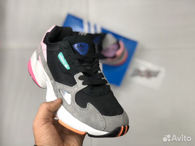 Новые Кроссовки Adidas Falcon Размеры 36-40 Есть Новые Кроссовки Adidas Falcon Размеры 36-40 Есть