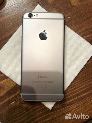Телефон iPhone
