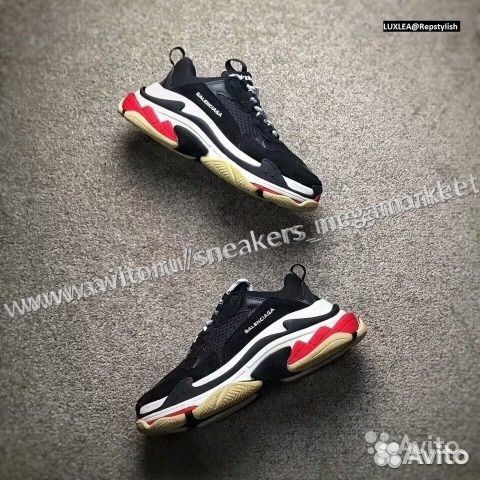 Кроссовки Balenciaga Triple S (36-45) Кроссовки Balenciaga Triple S (36-45)