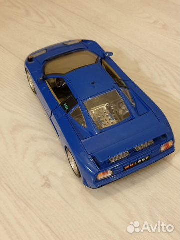 Bugatti EB110 от Bburago (Made in Italy)