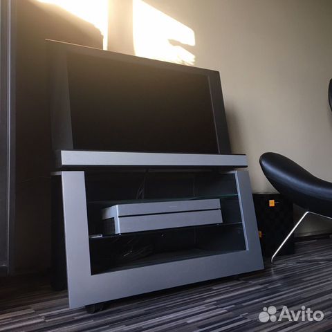 Bang & Olufsen BeoVision 8 32 и DVD2 Bang & Olufsen BeoVision 8 32 и DVD2