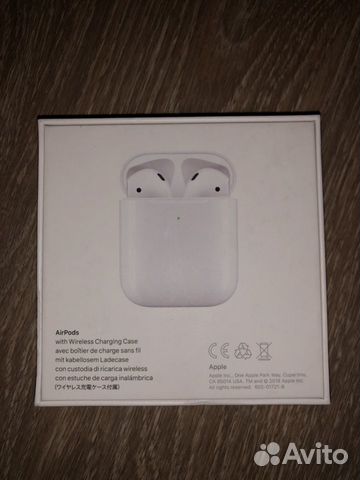 AirPods 2 (с беспроводной зарядкой)