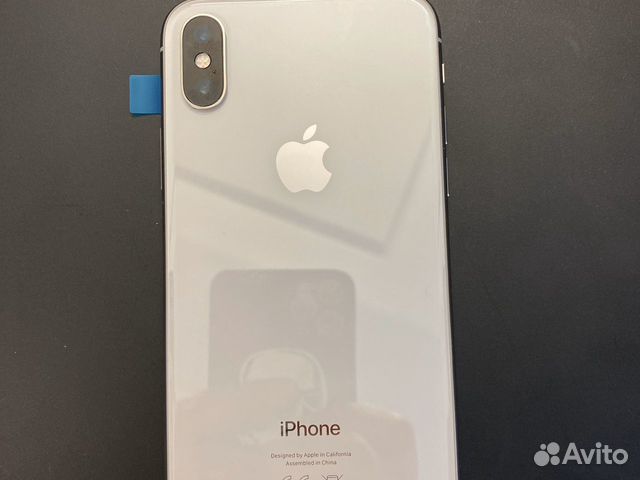 Продам iPhone X 256Gb (белый)