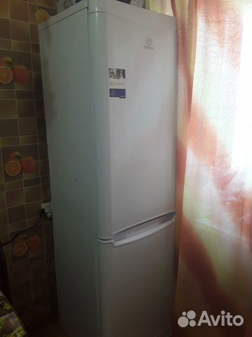 Холодильник-морозильник indesit