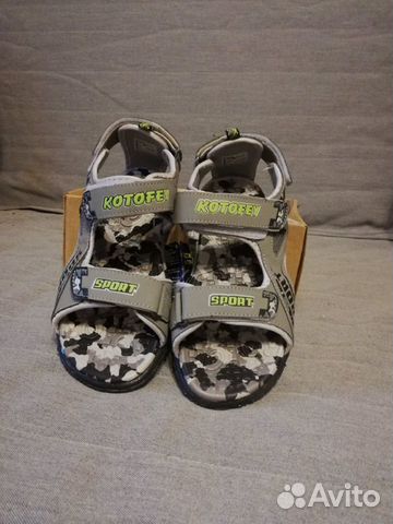 Детские сандалии фирмы Детские сандалии фирмы