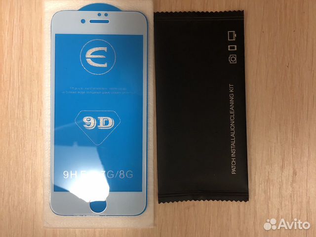 Защитное стекло на iPhone 7