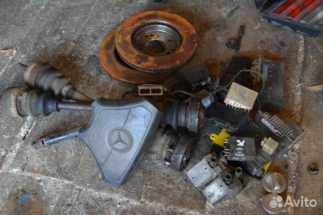 Головка блока M-103 Мерседес W124 Головка блока M-103 Мерседес W124
