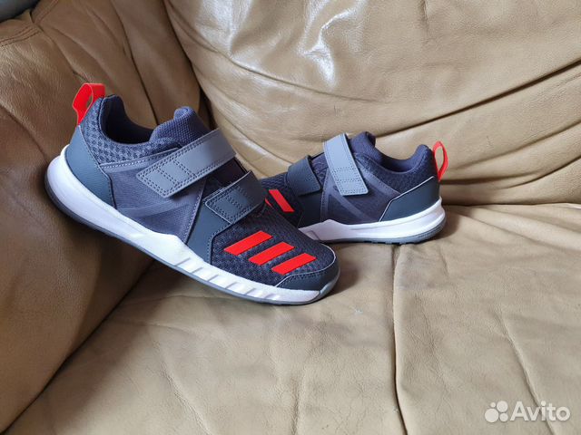 Кроссовки Adidas новые детские 37 р Кроссовки Adidas новые детские 37 р