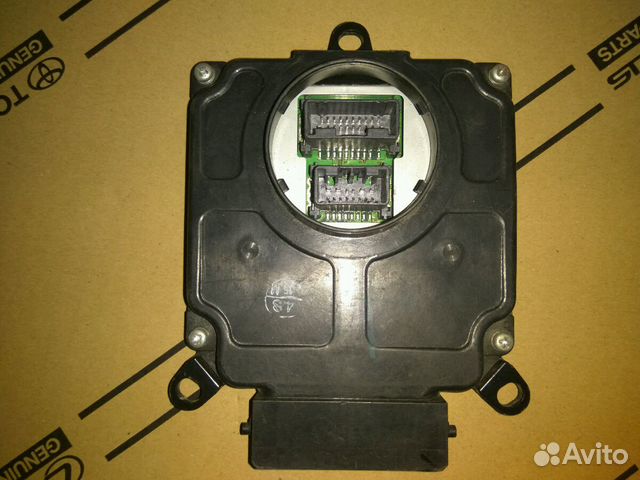 Блок управления фарой лексус Rx350 Rx300