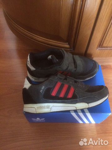 Кроссовки adidas