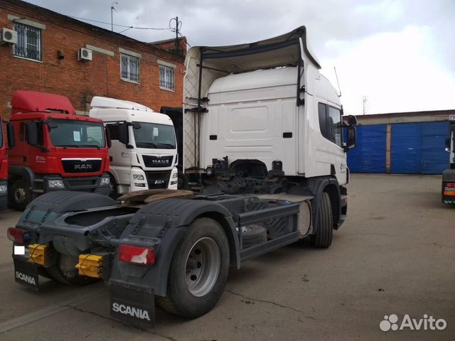Cедельный тягач scania P 2012 год Скания