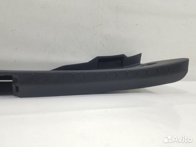 Накладка замка багажника Toyota Corolla E180 Накладка замка багажника Toyota Corolla E180