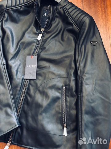 Куртка Armani новая оригинал Куртка Armani новая оригинал