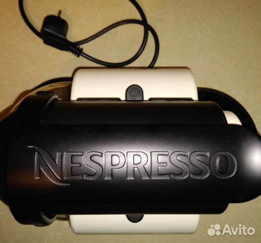 Кофеварка DeLonghi Nespresso EN 97.W White