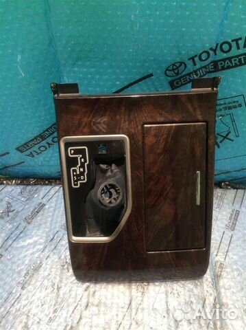 Консоль toyota Camry V50 2011)