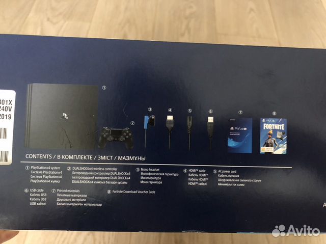 Sony PS4 Pro 1 Tb новая Sony PS4 Pro 1 Tb новая