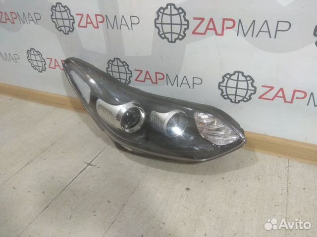 Фара правая Kia Sportage QL
