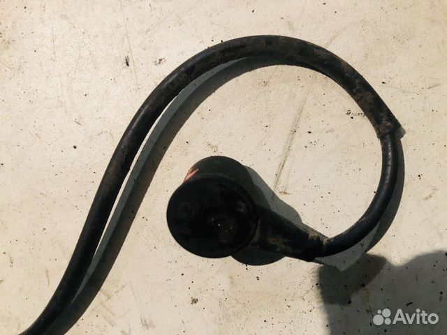 Датчик положения коленвала Mercedes Benz W201 Датчик положения коленвала Mercedes Benz W201