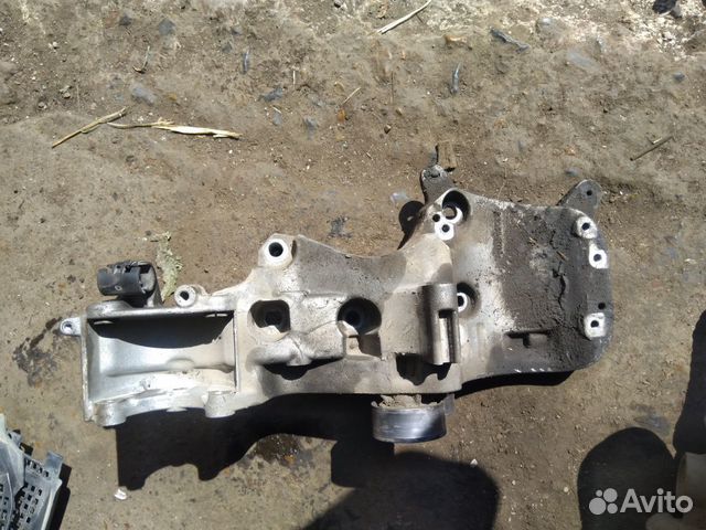 Кронштейн Гур генератора кондиционера Рено Логан