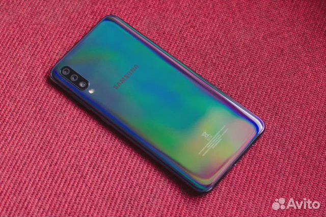 Телефон Samsung galaxy A70