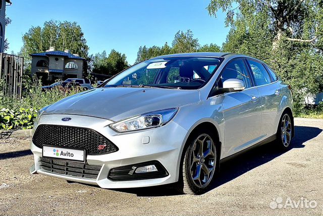 Ford Focus 1.6 AMT, 2011, 168 000 км Ford Focus 1.6 AMT, 2011, 168 000 км
