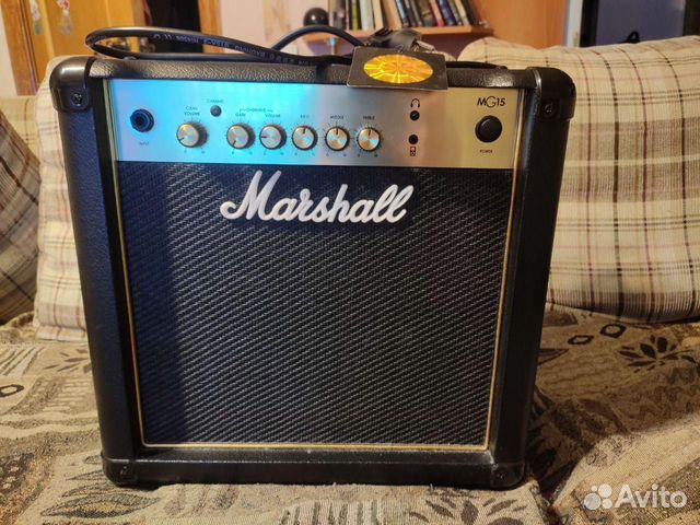 Комбик гитарный Marshall MG15 Комбик гитарный Marshall MG15